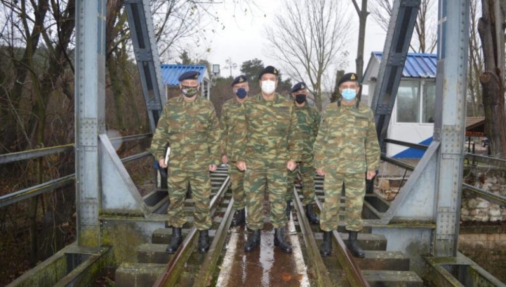 O Α/ΓΕΣ Χ.Λαλούσης έκανε επιθεώρηση στα φυλάκια στον Έβρο (φώτο)